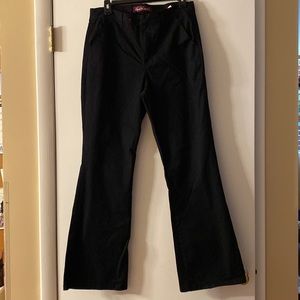 Gloria Vanderbilt black Flare Boot cut leg dress pants size 10